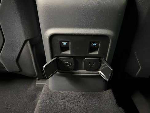 Used 2024 Ford Bronco Badlands AWD/4WD image 37