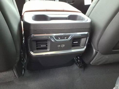New 2026 GMC Sierra 1500 Denali Ultimate image 17