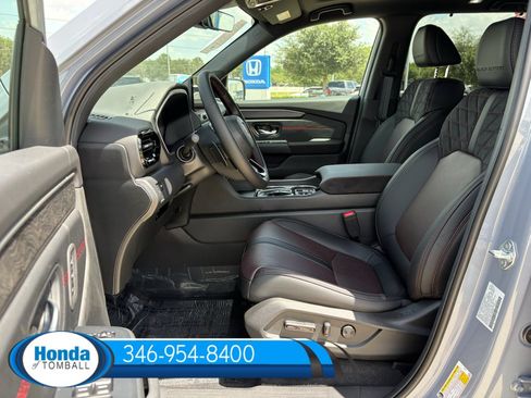 New 2026 Honda Pilot Black Edition image 7