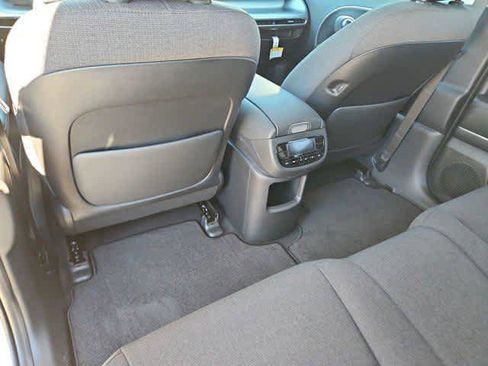 New 2026 Hyundai Ioniq 9 S image 18