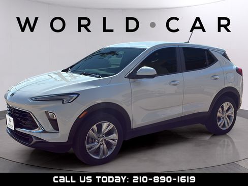 Used 2025 Buick Encore GX Preferred FWD image 11
