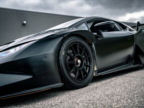 Used 2015 Lamborghini Huracan LP 610-4 image 5