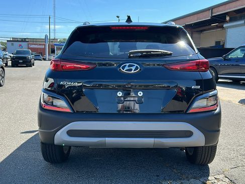 Used 2023 Hyundai Kona SEL image 3