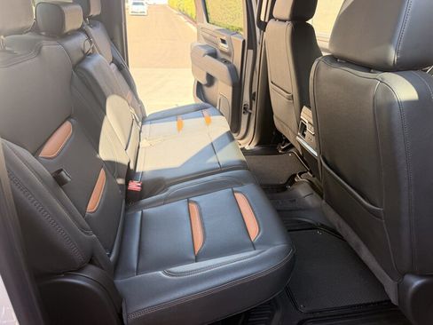 Used 2026 GMC Sierra 2500 AT4 AWD/4WD image 45