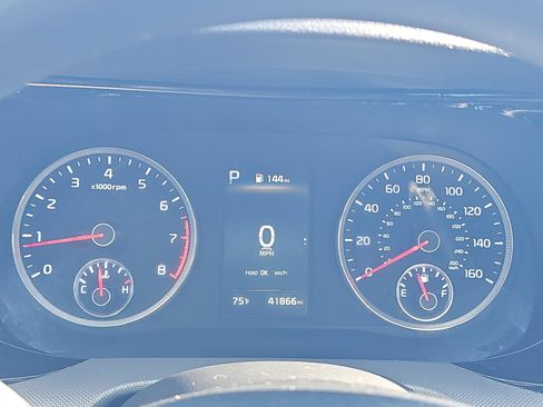 Used 2022 Kia K5 LX FWD image 2