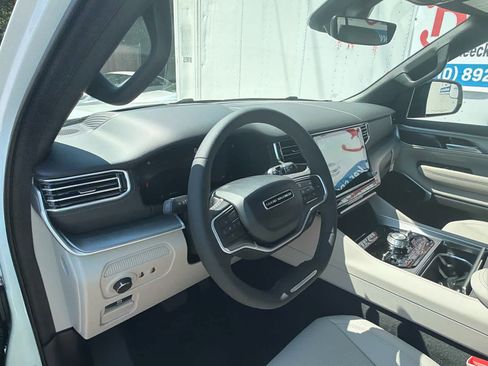 New 2026 Jeep Grand Wagoneer Limited AWD/4WD image 20