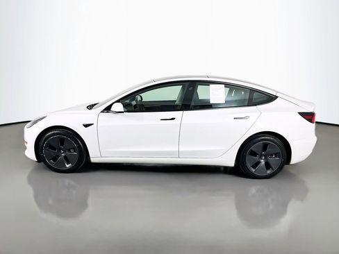 Used 2023 Tesla Model 3 Standard Range RWD image 5