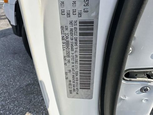 Used 2017 Jeep Patriot 75th Anniversary w/ Power Value Group image 32