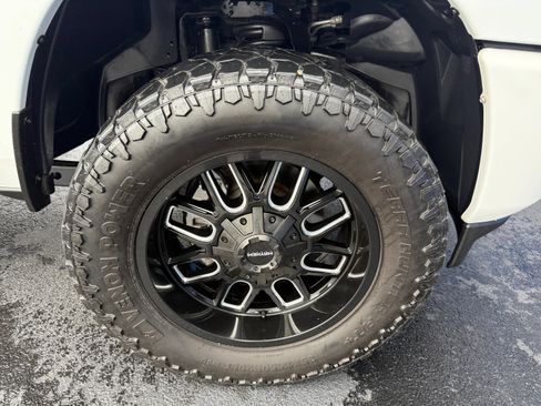 Used 2024 RAM 2500 Big Horn w/ Night Edition AWD/4WD image 21