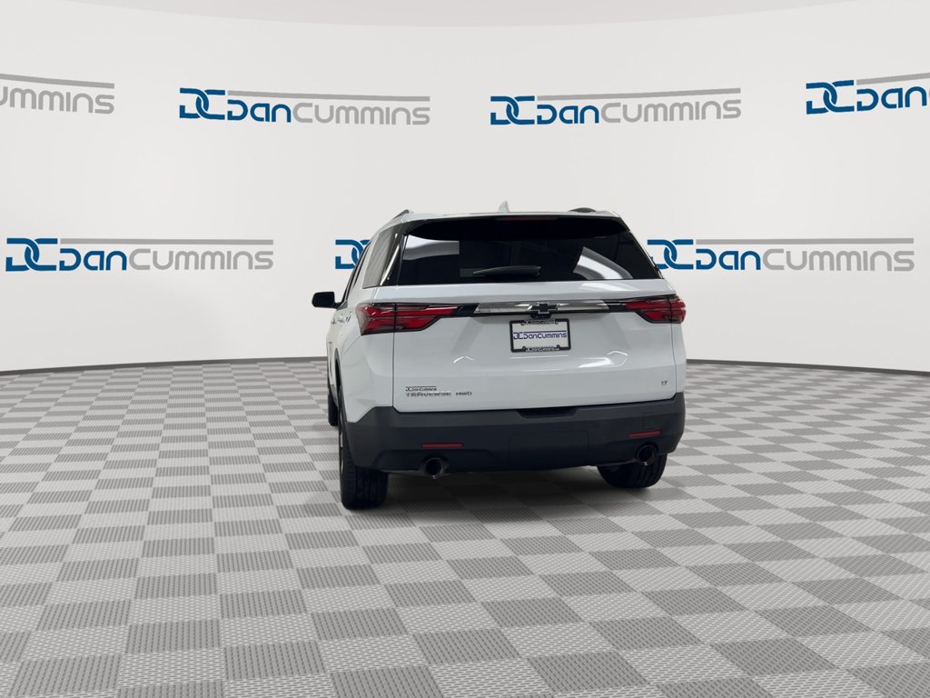 Used 2023 Chevrolet Traverse LT w/ LT Premium Package AWD/4WD image 7