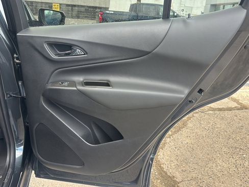 Used 2023 Chevrolet Equinox LT image 22