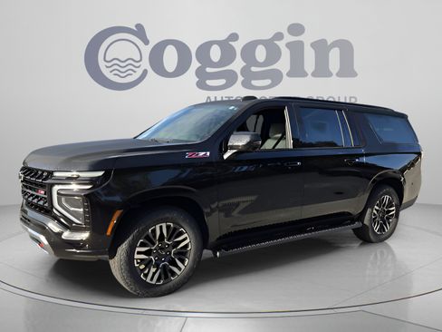 New 2026 Chevrolet Suburban Z71 w/ Z71 Off-Road Package AWD/4WD image 1