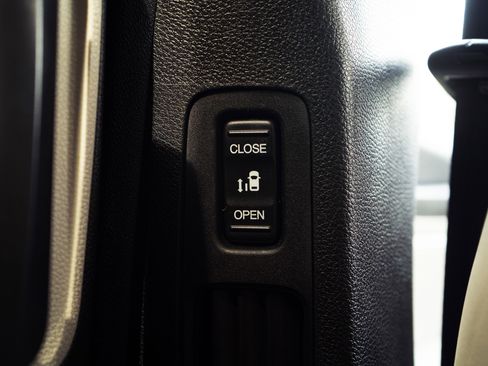 Certified 2025 Honda Odyssey EX-L image 44