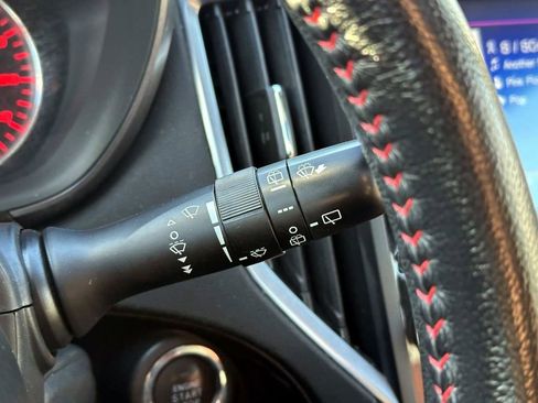 Used 2022 Subaru Impreza 2.0i Sport image 24