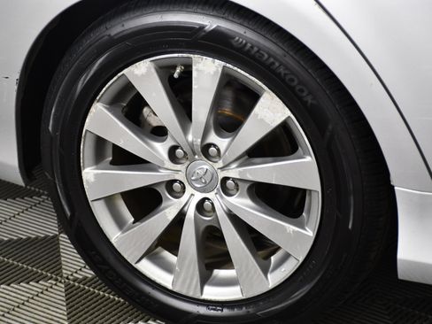 Used 2012 Toyota Avalon Limited FWD image 54