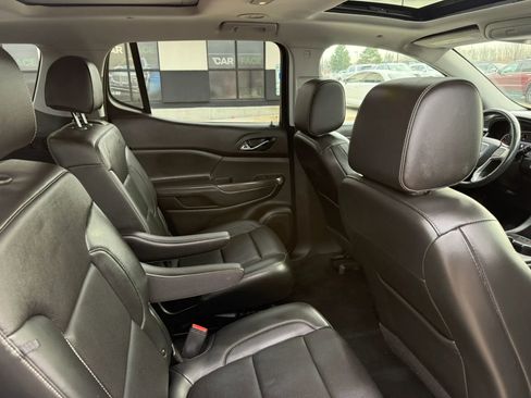 Used 2022 GMC Acadia SLT w/ Preferred Package AWD/4WD image 23