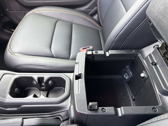 New 2026 Jeep Wrangler Unlimited Sahara w/ Whitecap Package AWD/4WD image 30