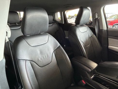 Used 2022 Jeep Compass Limited image 26