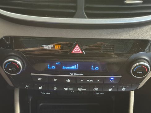 Used 2021 Hyundai Tucson Ultimate w/ Cargo Package FWD image 18