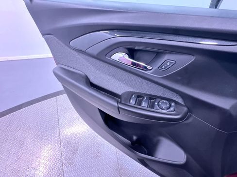 Used 2021 Chevrolet TrailBlazer LT image 31