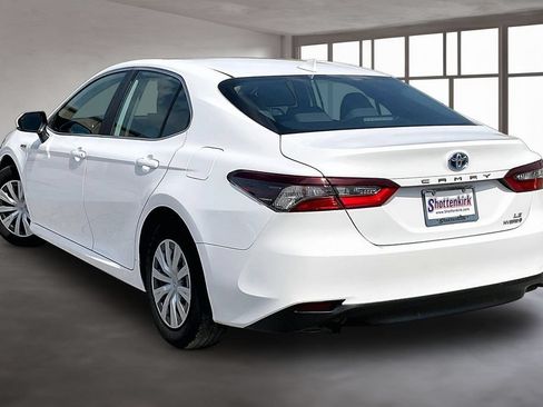 Used 2021 Toyota Camry LE w/ Audio Upgrade Package FWD image 4