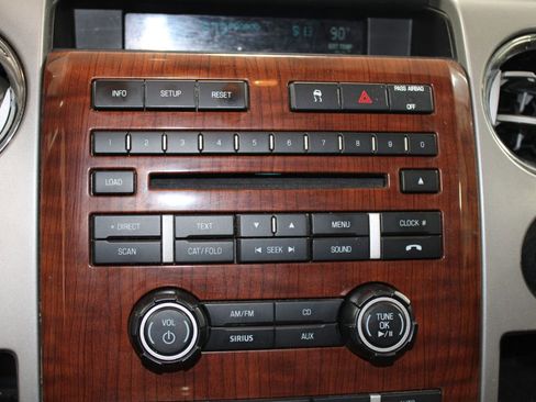 Used 2010 Ford F150 Lariat image 45