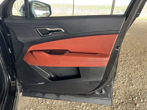 Used 2025 Kia Sportage SX Prestige image 40