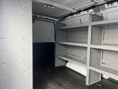 Used 2021 Chevrolet Express 2500 image 17