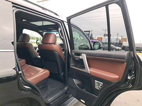 Used 2019 Toyota Land Cruiser w/ Carpet Mat Package image 14