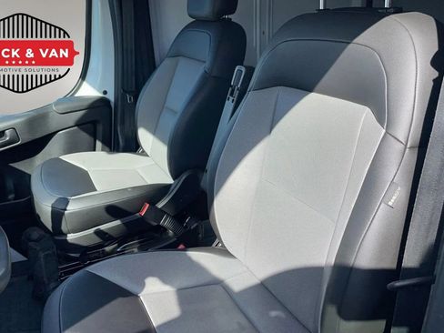 Used 2025 RAM ProMaster 2500 w/ Convenience Group FWD image 26