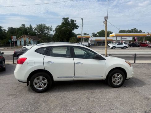 Used 2015 Nissan Rogue S w/ Convenience Package AWD/4WD image 7