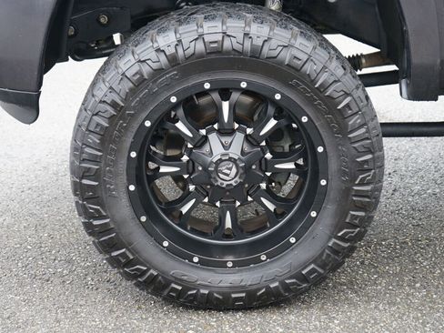 Used 2016 RAM 2500 Laramie w/ Sport Appearance Group image 9