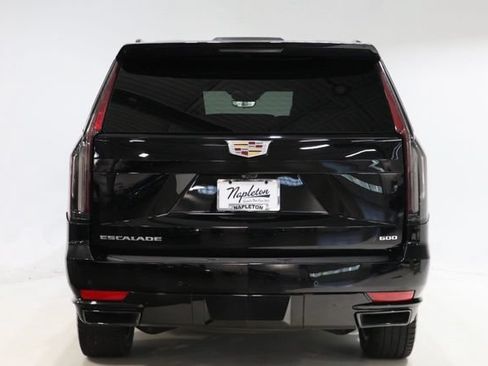 Used 2024 Cadillac Escalade ESV Sport AWD/4WD image 6