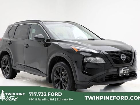 Used 2023 Nissan Rogue SV w/ SV Premium Package image 1