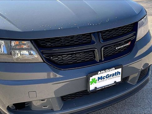 Used 2020 Dodge Journey SE w/ SE Popular Equipment Group image 28