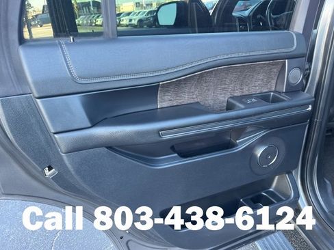 Used 2020 Ford Expedition Limited w/ Equipment Group 301A image 12