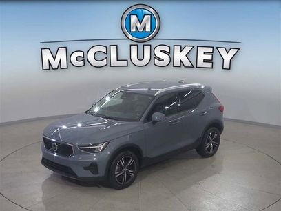 Used 2023 Volvo XC40 B5 Core