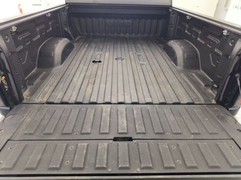 Used 2026 GMC Sierra 2500 AT4 w/ AT4 Premium Plus Package AWD/4WD image 36