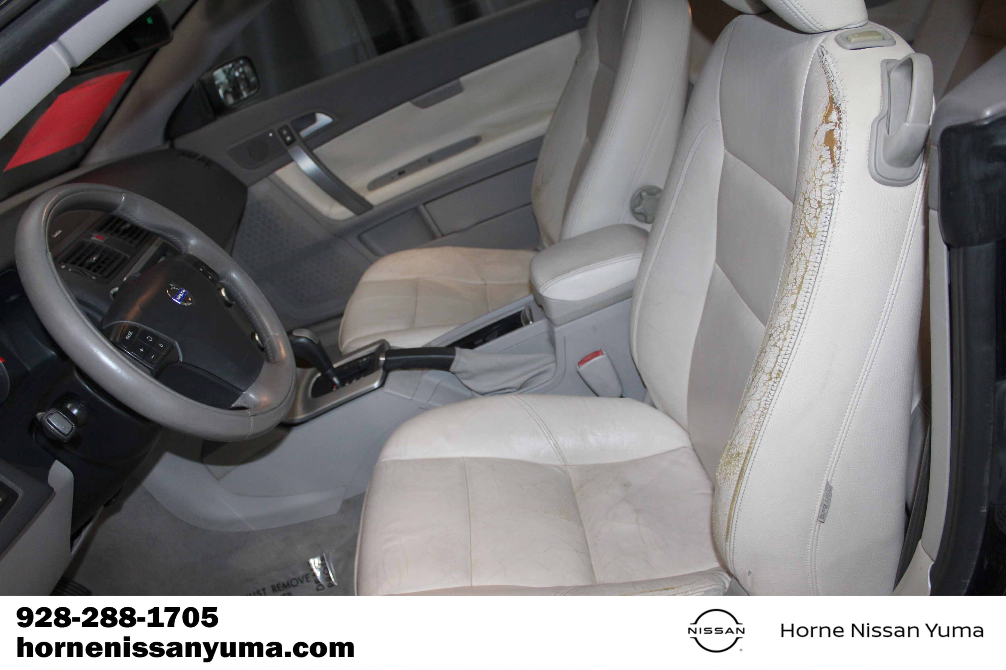 Used 2007 Volvo C70 T5 FWD image 4