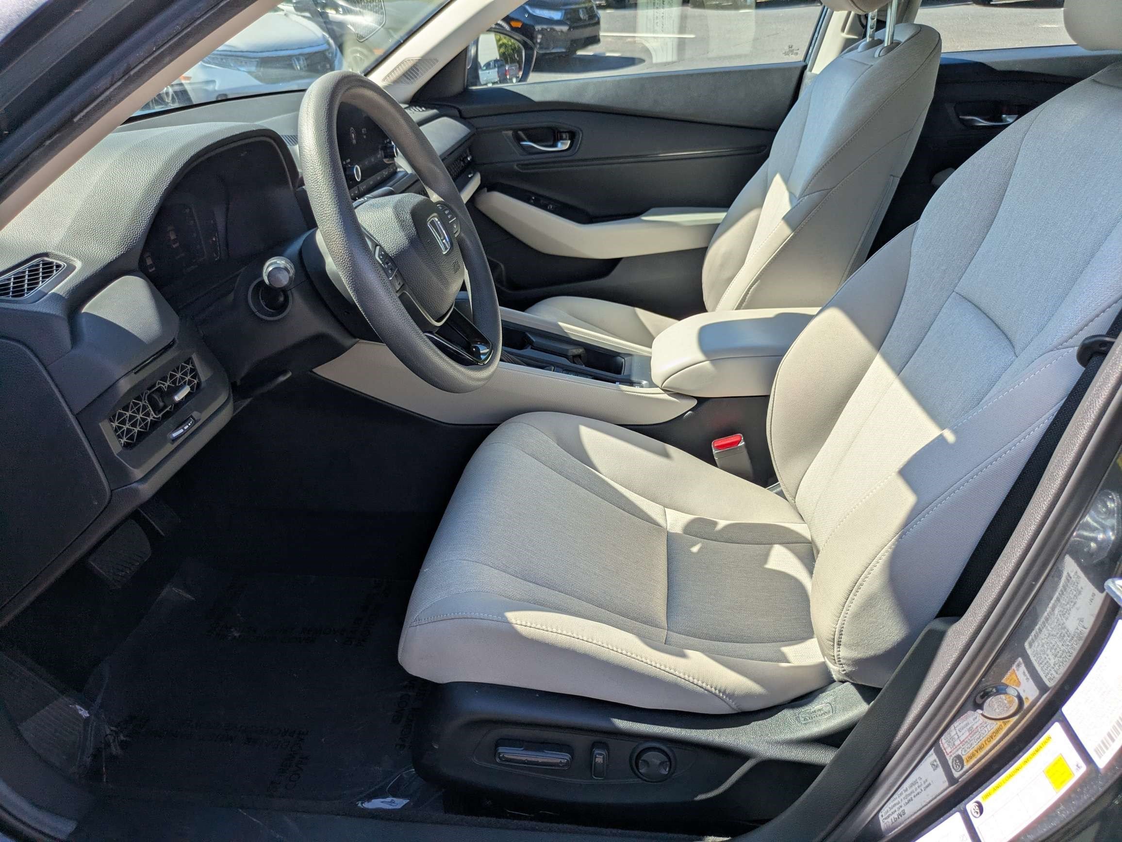 Certified 2024 Honda Accord EX image 26