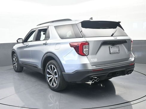 Used 2023 Ford Explorer ST AWD/4WD image 4
