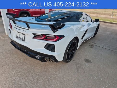 Used 2022 Chevrolet Corvette Stingray Coupe w/ 1LT image 10