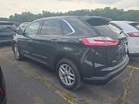 Used 2024 Ford Edge SEL w/ Convenience Package AWD/4WD image 6