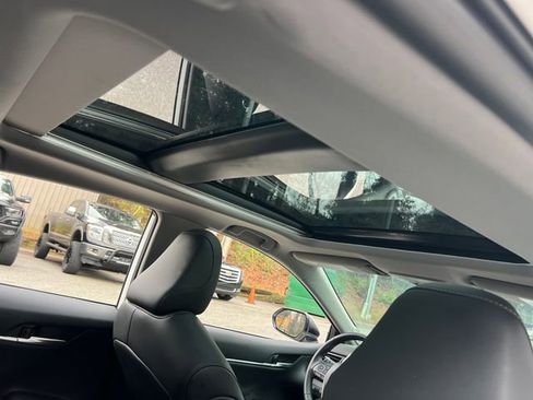 Used 2024 Toyota Camry XLE image 34