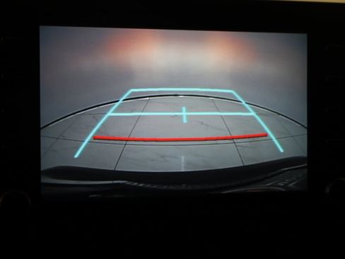 Used 2022 Toyota Corolla XLE image 8