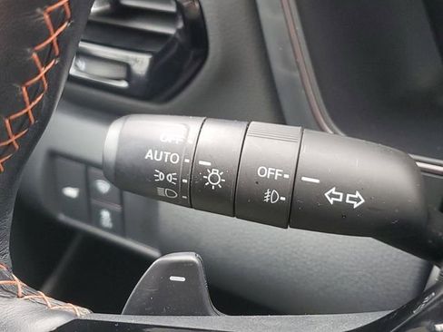 Used 2025 Honda Pilot TrailSport image 25
