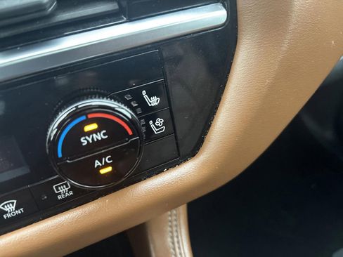 Used 2023 Nissan Pathfinder Platinum w/ Lighting Package (N93) image 7