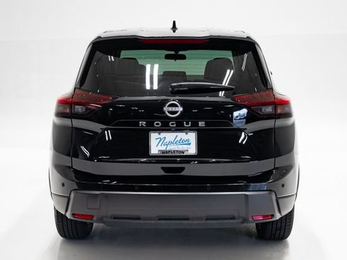 Used 2025 Nissan Rogue SV FWD image 28