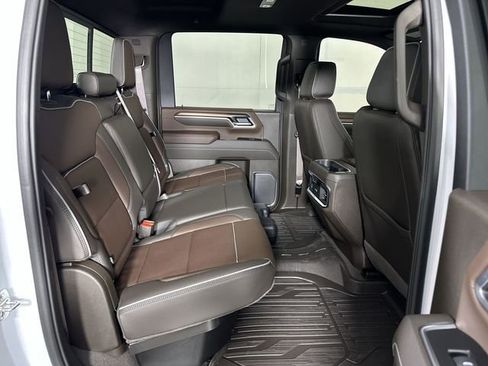 New 2026 GMC Sierra 3500 Denali w/ Denali Reserve Package AWD/4WD image 29