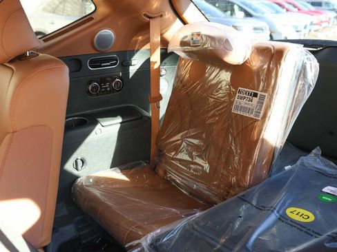 New 2026 Genesis GV80 2.5T Prestige image 11